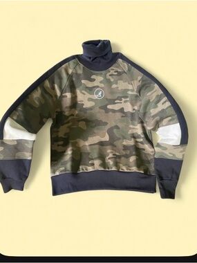 Kangol Women’s Camo Turtleneck Sweatshirt in Olive and Black
